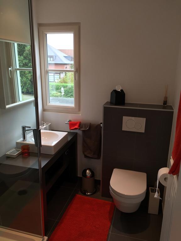 Le Chataignier Hotell Wezembeek-Oppem Eksteriør bilde